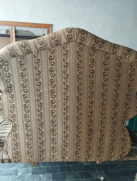 sofa set complete almost new good condition 2