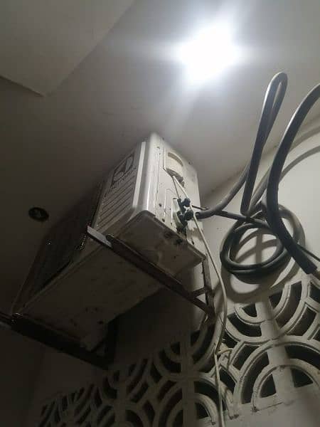 Air conditioner for sell 4