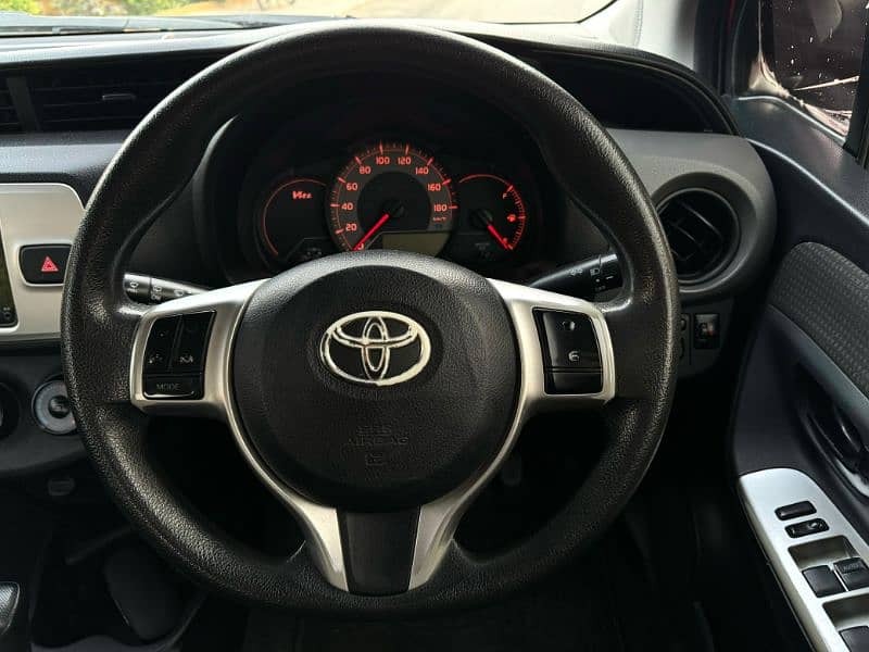 Toyota Vitz 2014 registered 2017 spider shape 7