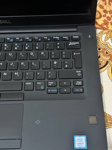 Dell 7490 i5 8 gen 11