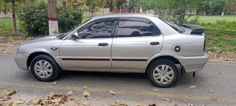 Suzuki Baleno 2004 3