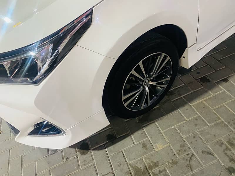 Toyota Corolla Altis 1.6 2019 4