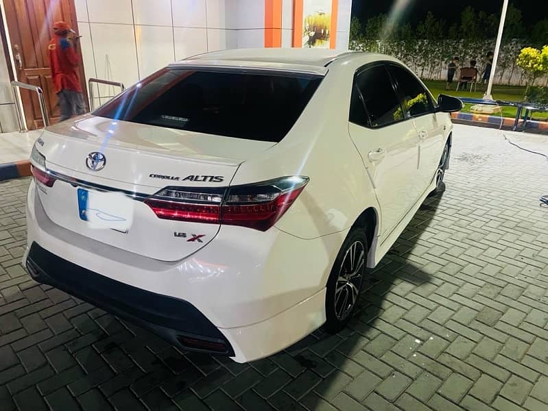Toyota Corolla Altis 1.6 2019 6