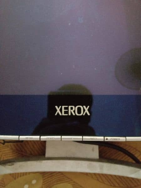 XEROX new monitor with free keyboard 2