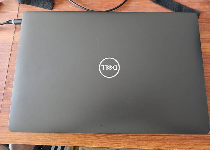 Dell Latitude 5500 1