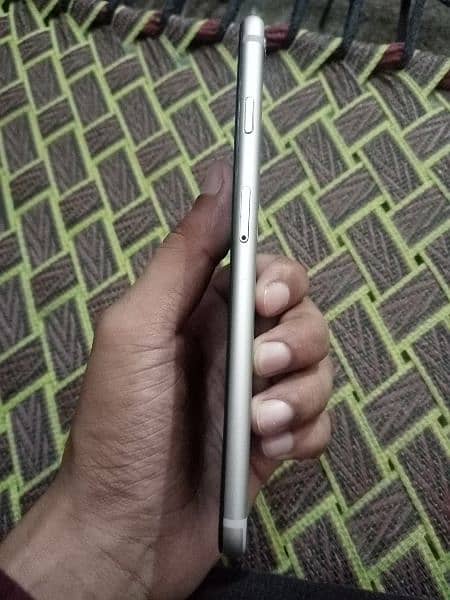 iPhone 6 plus 64gb only for parts 3