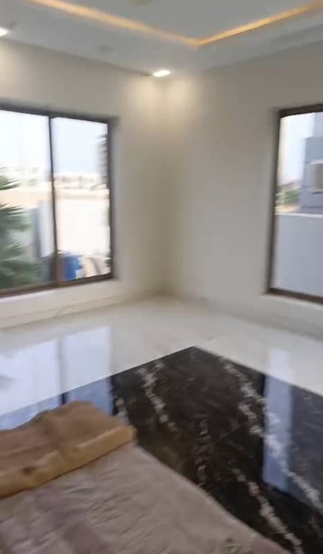 precinct 4,6Bedroom ready to move villa available for sale in bahria Town Karachi 18