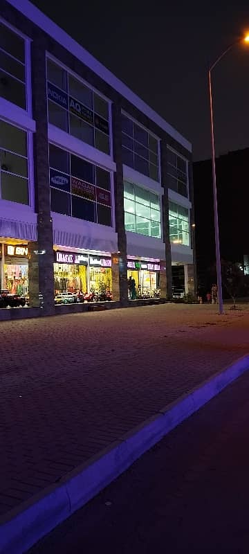 A. Q super market ground floor ready shop available for sale in bahria Town Karachi 27