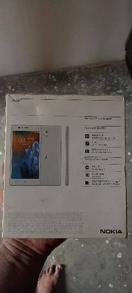 Nokia 3 sealed set hai 3