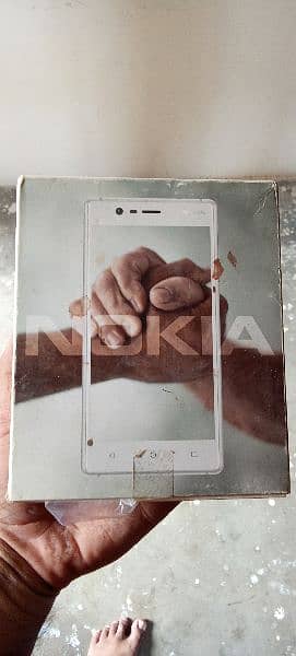 Nokia 3 sealed set hai 4