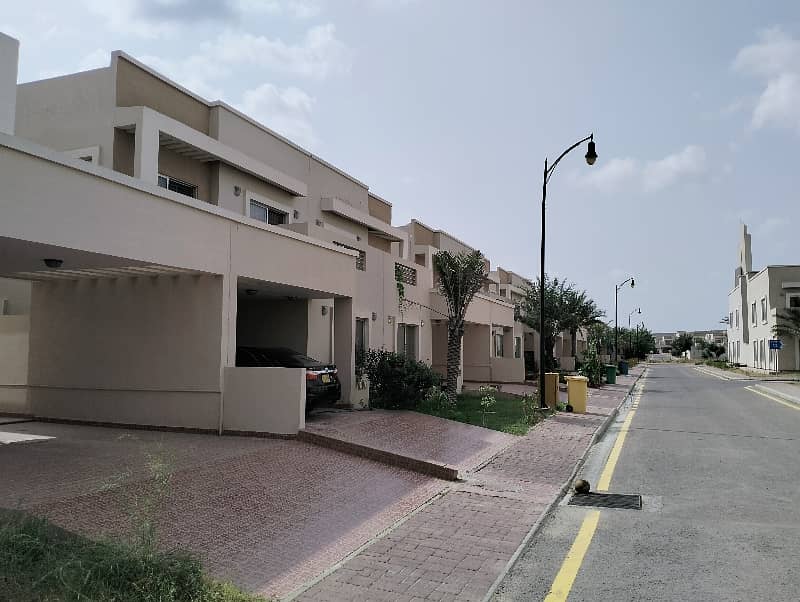 precinct 31,3bedroom villa available for sale in bahria Town Karachi 15
