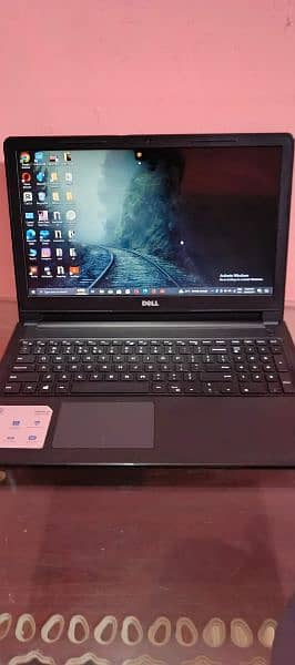 Dell laptop cori3 12GB/256 0