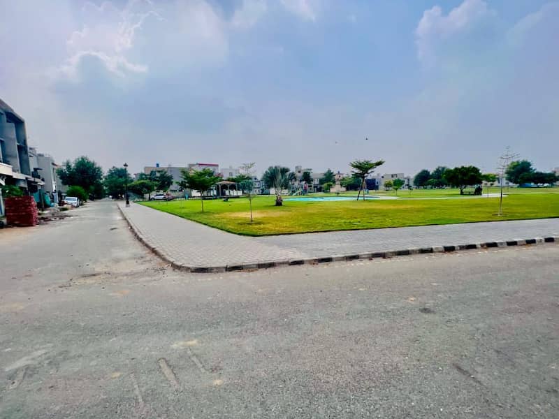 1 Kanal Residential Plot Available For Sale In Lake City Sector M3 2