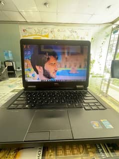 Lap top for sale  i5 generation 8ram 250 SSD Hard