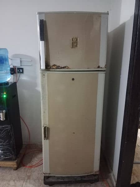 Dawlance fridge full size working condition 7