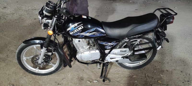 Suzuki Motorcycle GS 150CC 0
