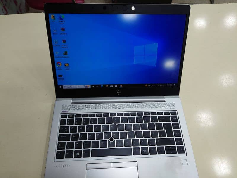 HP laptop 7