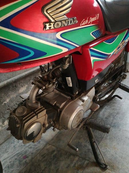 Honda cd 70  for sell in Lahore 2