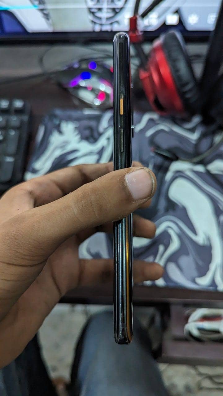 one plus 7T pro mecleran edition 12/256 GB ram for sale used condition 8