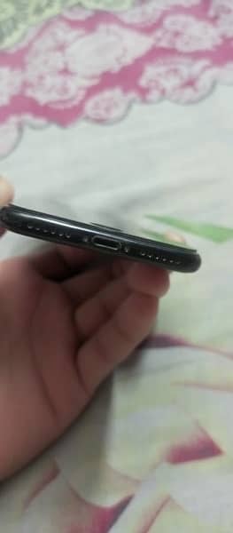 iPhone 7 128 gb pta aprovd 5