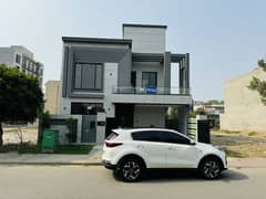10 Marla Brand New House Available For Sale In Bahria Town Lahore 0