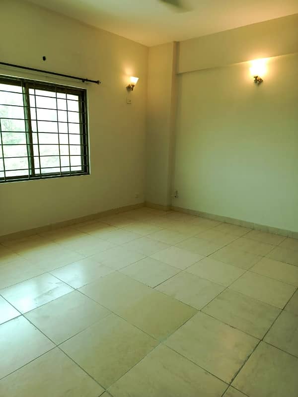 3-Bed Flat For Sale Askari 11 4