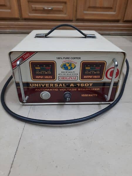 Universal  Stabilizer 1600 W 1