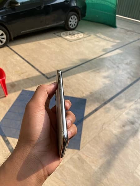 IPHONE 11 PRO PTA WITH BOX CHARGER 1
