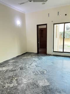 10 Marla Edan House For Sale In Lake City Sector M7