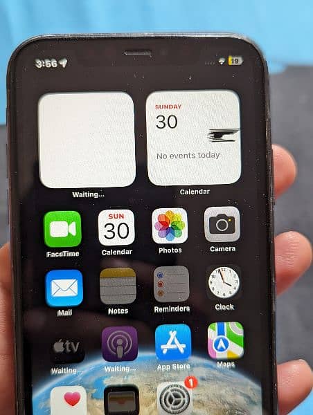iPhone 11 Black 64gb Jv Waterpack sealed 5