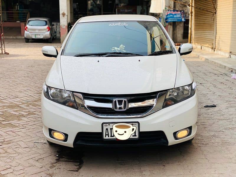 Honda City IVTEC 2021 Model total original car like new family used 3