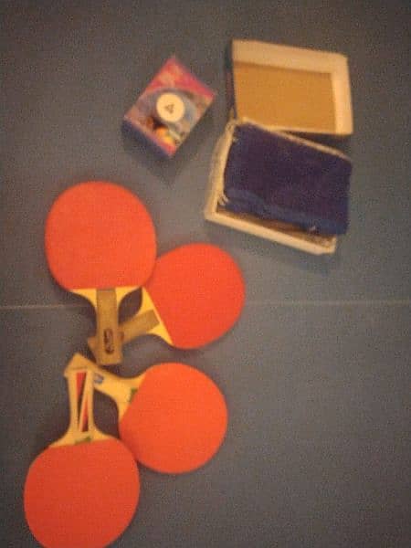 Professional Table Tennis with Net, 4 rackets & 5 balls 1