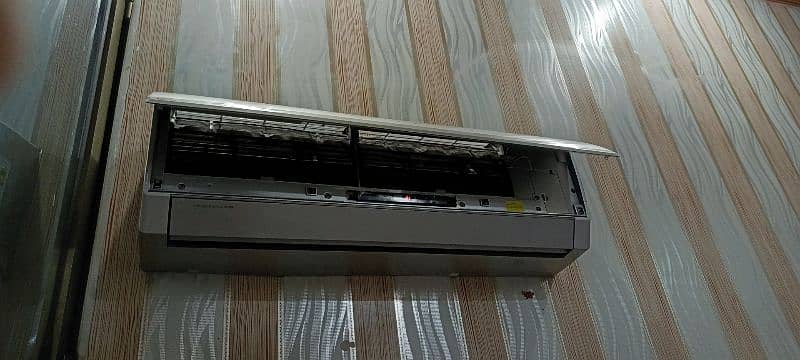 Gree inverter Ac 1.5 ton 1