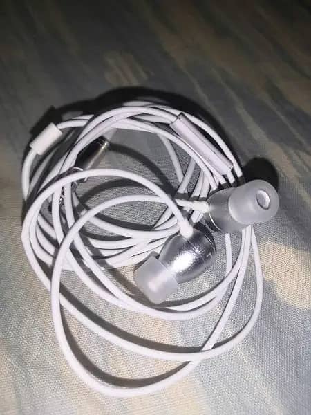 Philips handfree earphone 3