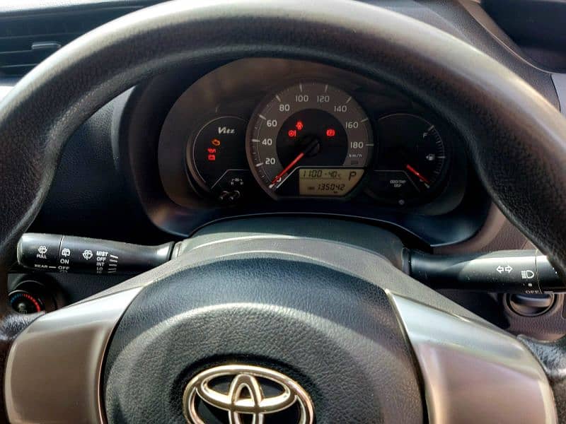 Toyota Vitz 2014 7