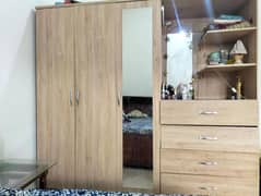 ORIGINAL CUPBOARD with DRESSING IMPORT BY TAIWAN IN 10/10 CONDITION