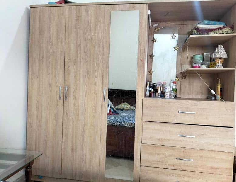 IMPORTED TAIWAN CUPBOARD with DRESSING IN 10/10 CONDITION 4