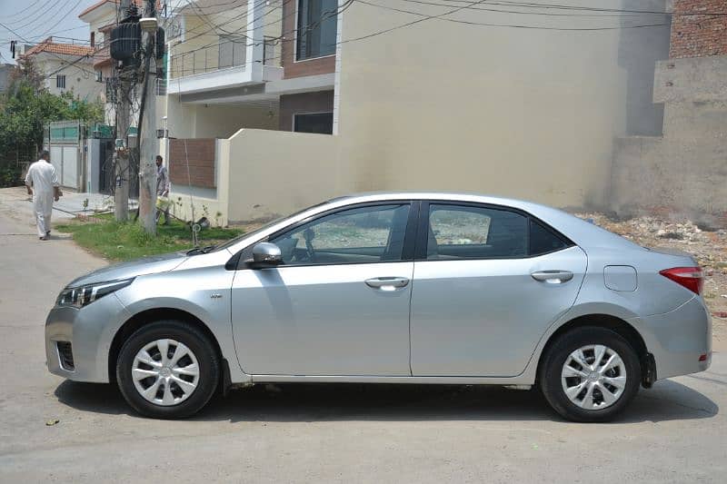 Toyota Corolla GLI 2015 auto 2