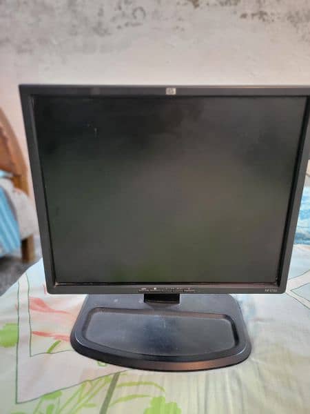 HP 17 INCH LCD(Minor fault ha) 1