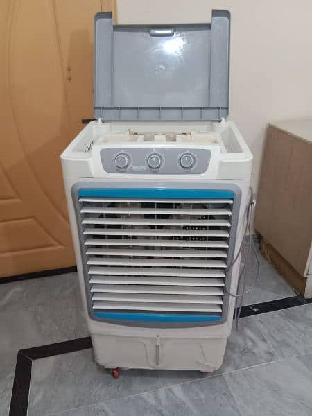 2nd Hand Air Cooler A1 condition for Sale 4