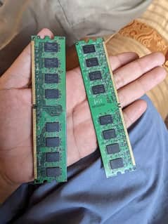 2 rams of 2GBs Ram