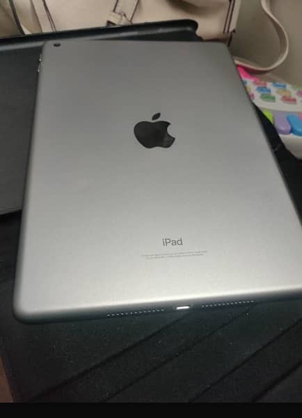 iPad 6th generation (2018) 128gb 2