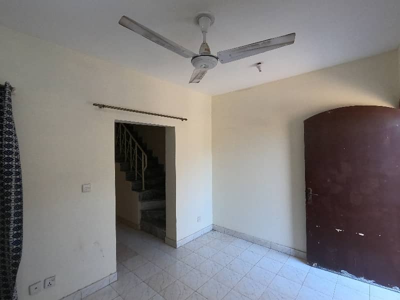 3 Marla Upper Portion Apartment For Sale In Edenabad Lahore 11