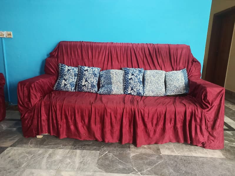 6 Seater Sofa Set Dubai Design with cushions and covers 3