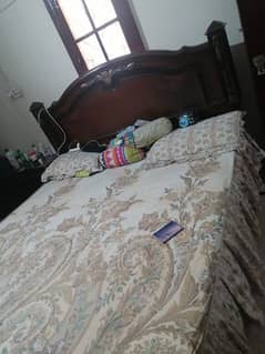 Bed dressing Almari