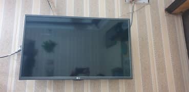 LG LCD with Internet and Buffers