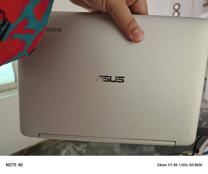 Asus Chromebook 8