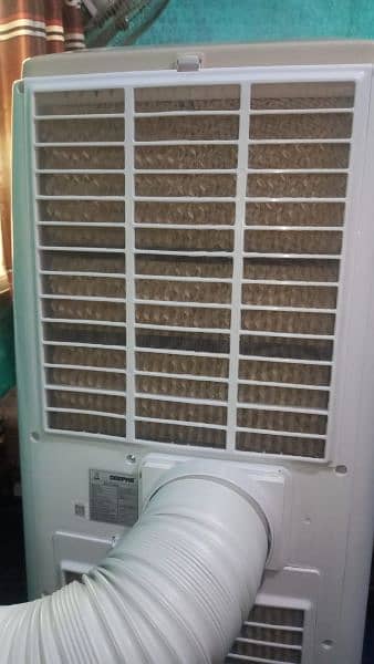 Geepas Air conditioning AC + Air Cooler 700watt 3