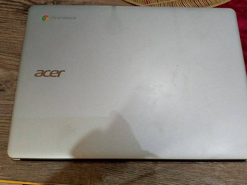 (URGENT SALE) Acer Chromebook 314 8Gb Ram 128Gb Rom 10/10 condition 4