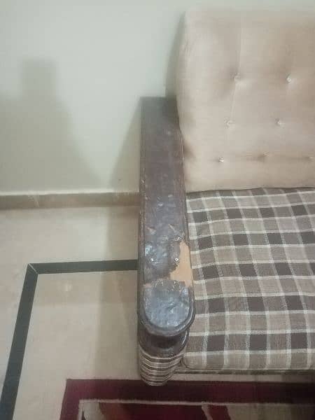 5 sitter sofa set for good condition 3